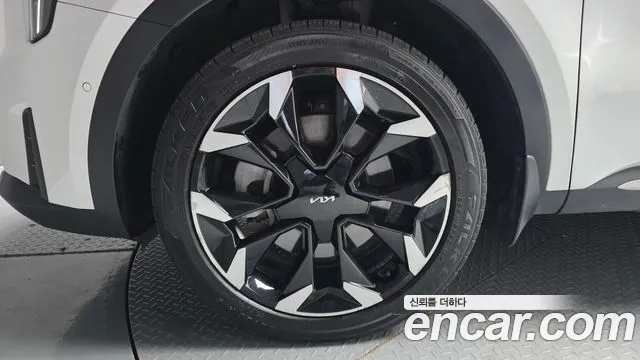 Kia Sorento 2024 thumb 5