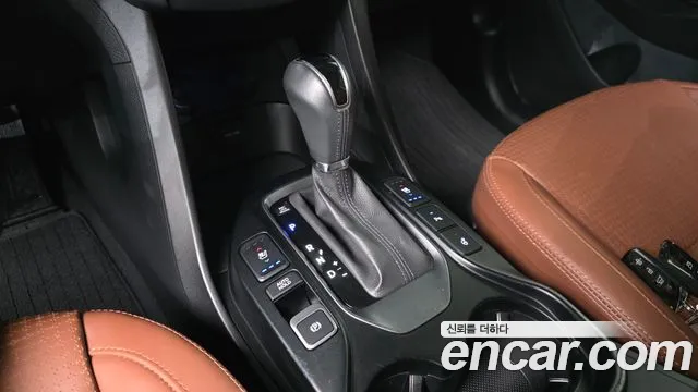 Hyundai Santa Fe 2012 thumb 9