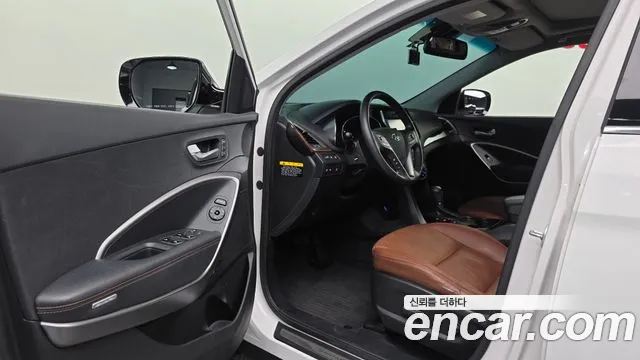 Hyundai Santa Fe 2012 thumb 10