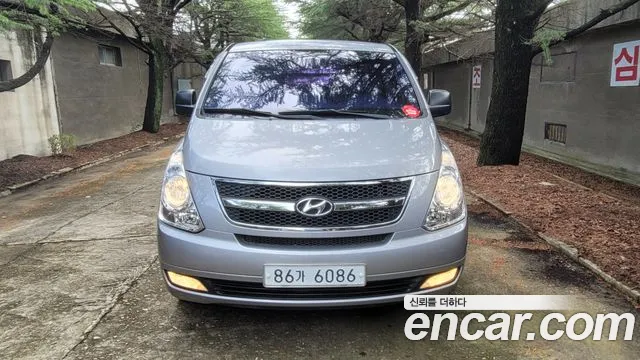 Hyundai Starex 2015 thumb 2