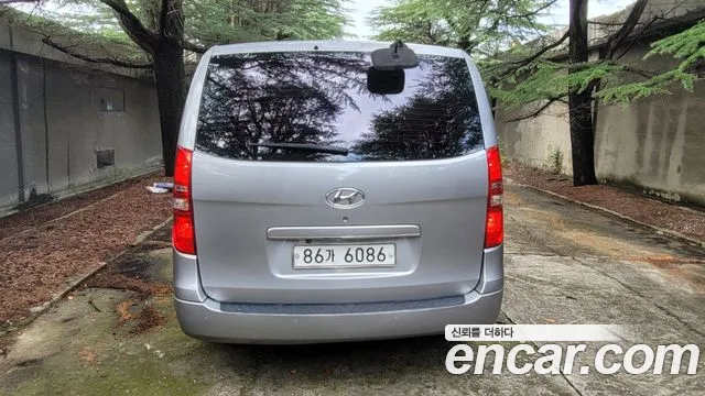 Hyundai Starex 2015 thumb 5