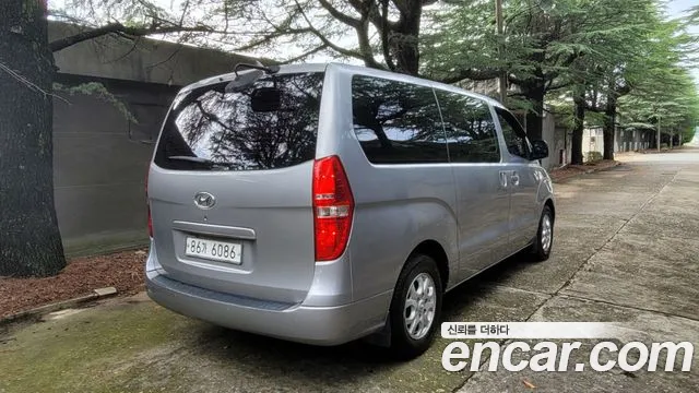 Hyundai Starex 2015 thumb 6