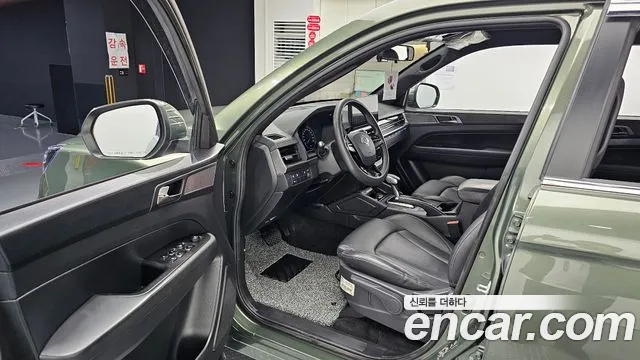 KG_Mobility_Ssangyong Rexton 2023 thumb 10