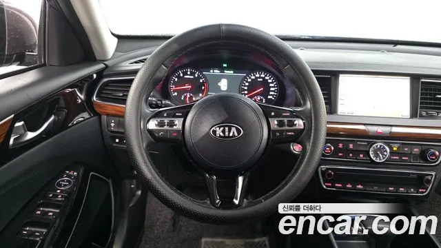 Kia K7 2017 thumb 12