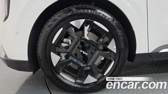 Kia Carnival 2025 thumb 5
