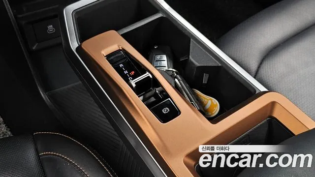 KG_Mobility_Ssangyong Torres 2023 thumb 9