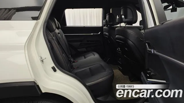 KG_Mobility_Ssangyong Torres 2023 thumb 12
