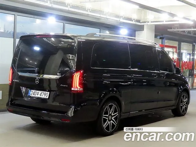 Mercedes-Benz V-Class 2021 thumb 2