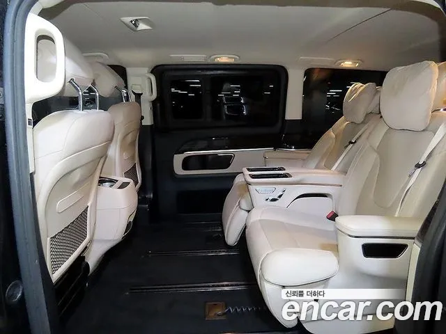Mercedes-Benz V-Class 2021 thumb 10