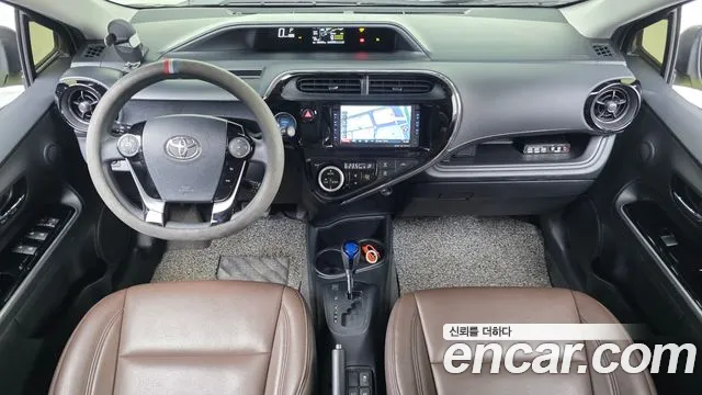 Toyota Prius 2018 thumb 7