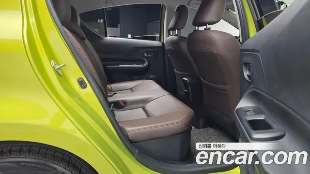 Toyota Prius 2018 thumb 12