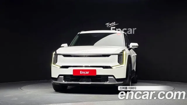 Kia EV9 2023 thumb 3