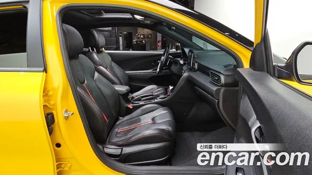 Hyundai Veloster 2019 thumb 11