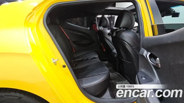 Hyundai Veloster 2019 thumb 12