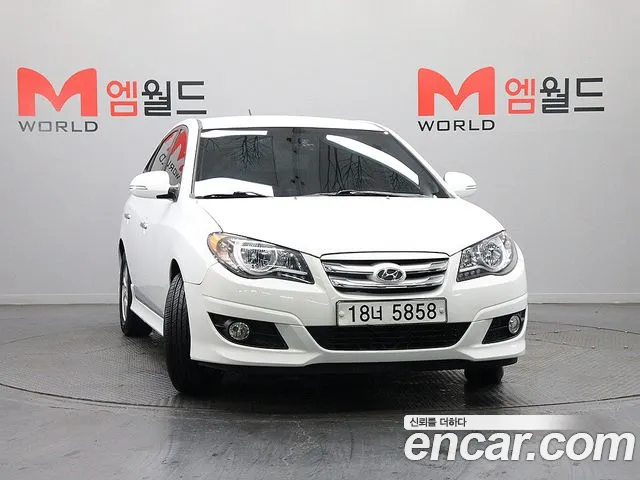 Hyundai Avante 2010 thumb 2