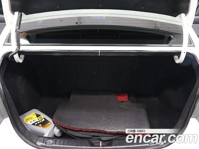Hyundai Avante 2010 thumb 5