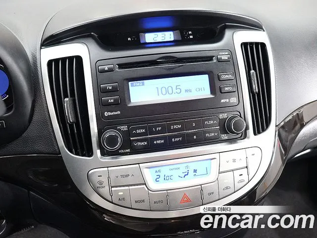 Hyundai Avante 2010 thumb 8
