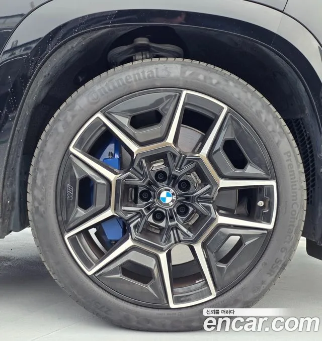 BMW XM 2023 thumb 9