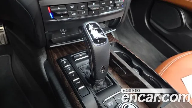 Maserati Ghibli 2021 thumb 8