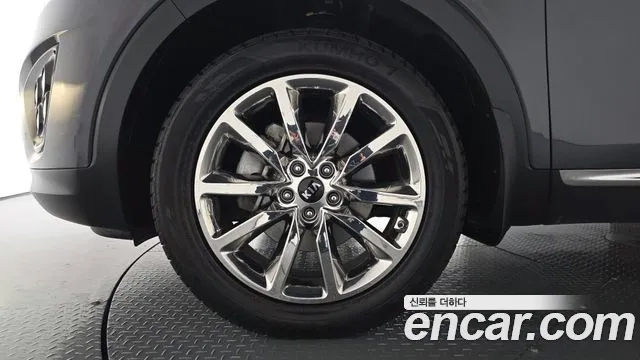 Kia Sorento 2017 thumb 5