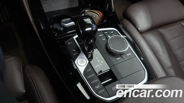 BMW X4 2022 thumb 8