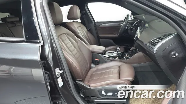 BMW X4 2022 thumb 10