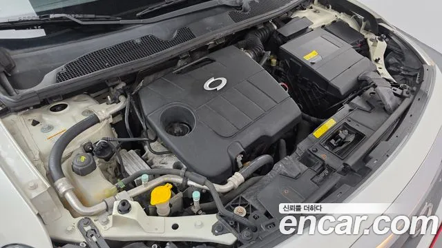Renault-KoreaSamsung Fluence 2010 thumb 6