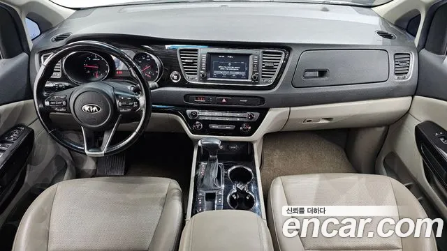 Kia Carnival 2019 thumb 7