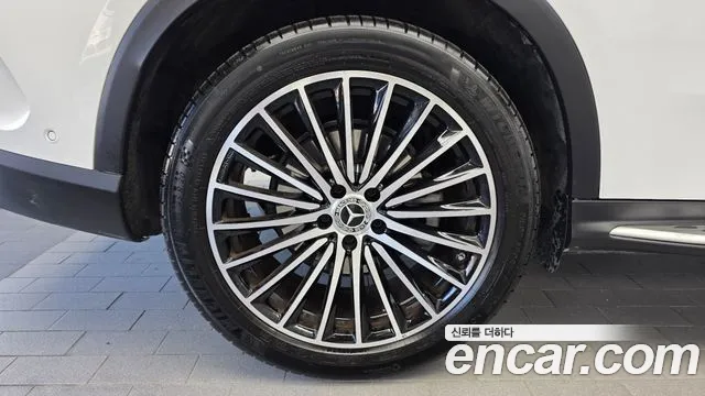 Mercedes-Benz GLC 2024 thumb 5