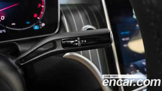 Mercedes-Benz GLC 2024 thumb 9