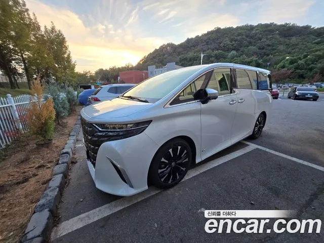 Toyota Alphard 2025 thumb 2