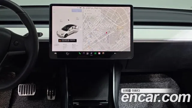 Tesla Model 3 2020 thumb 12