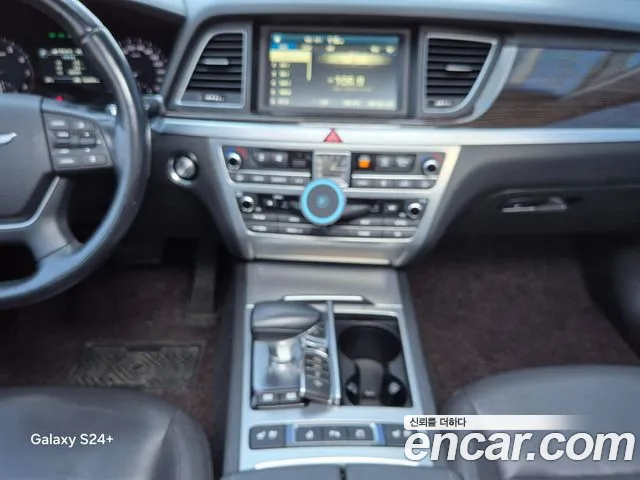 Genesis G80 2018 thumb 8