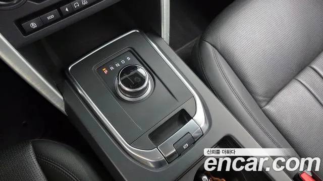 Land Rover Discovery Sport 2019 thumb 9