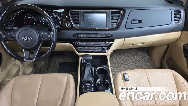 Kia Carnival 2020 thumb 7