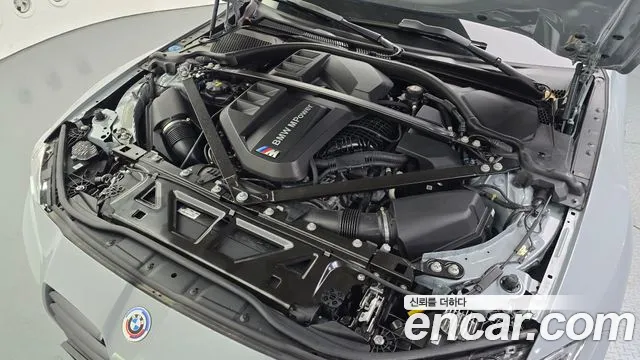 BMW M4 2022 thumb 5
