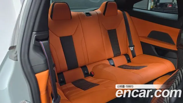 BMW M4 2022 thumb 10