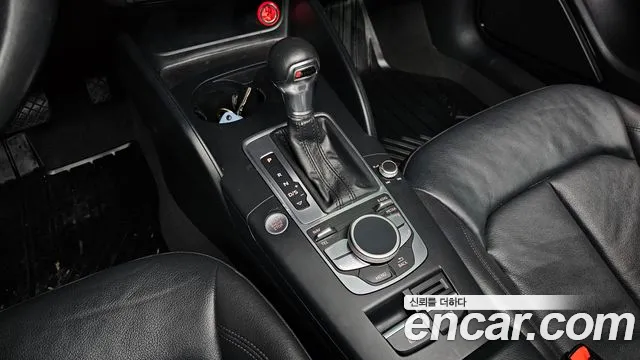 Audi A3 2015 thumb 8