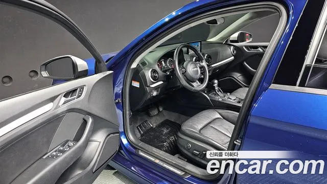 Audi A3 2015 thumb 9