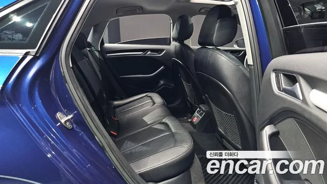 Audi A3 2015 thumb 10