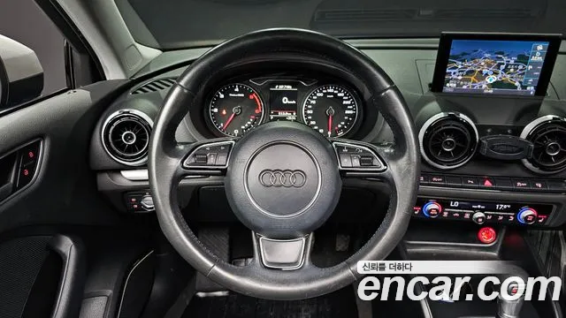 Audi A3 2015 thumb 12