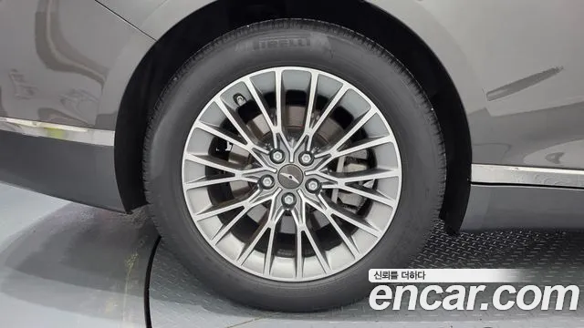 Genesis G80 2022 thumb 5