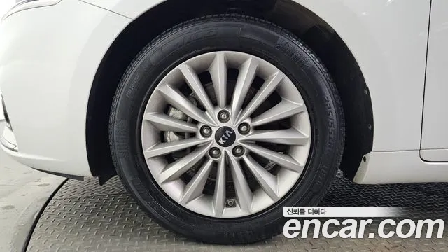 Kia K7 2017 thumb 5