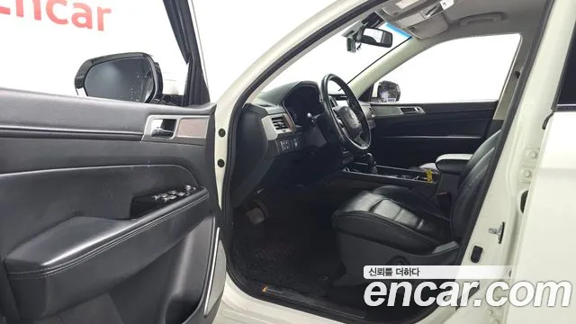 KG_Mobility_Ssangyong Rexton 2017 thumb 9