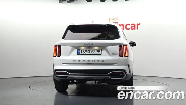Kia Sorento 2022 thumb 3