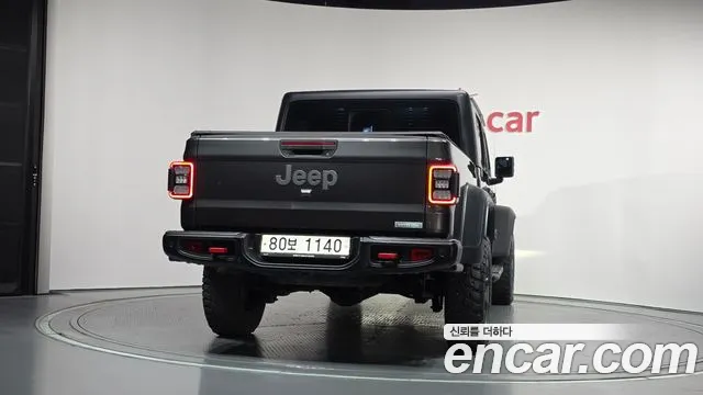 Jeep Gladiator 2021 thumb 3