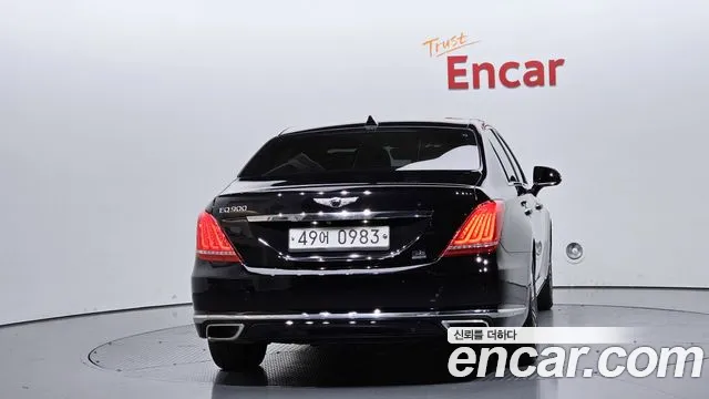 Genesis G90 2016 thumb 4