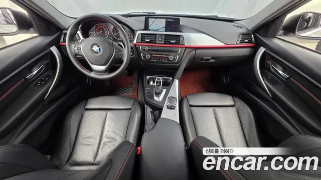 BMW 3-Series 2015 thumb 7