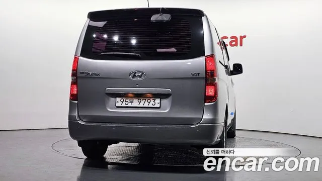 Hyundai Starex 2015 thumb 4