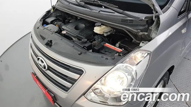 Hyundai Starex 2015 thumb 6